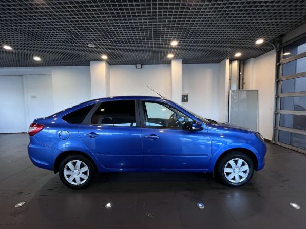 Lada (ВАЗ) Granta I Рестайлинг с пробегом 2022 года, цена 895 000 рублей, 24715 км, лифтбек, Автокод Объявления