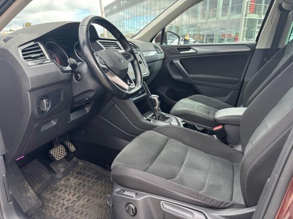 Volkswagen Tiguan II Рестайлинг с пробегом 2021 года, цена 3 010 000 рублей, 102000 км, внедорожник, Автокод Объявления