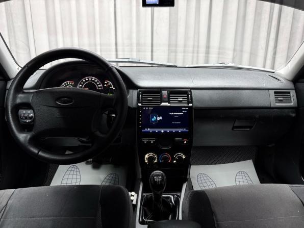 Lada (ВАЗ) Priora I с пробегом 2010 года, цена 259 000 рублей, 259358 км, седан, Автокод Объявления