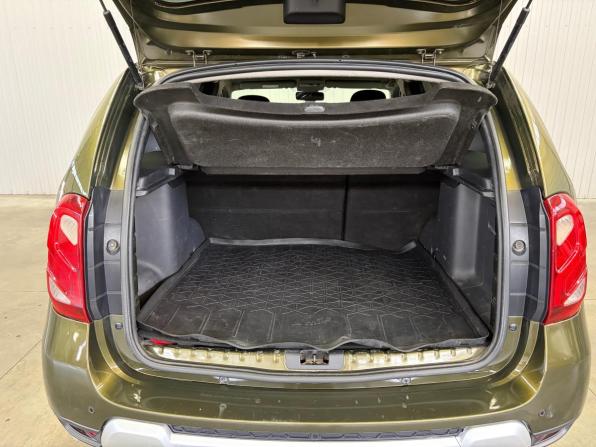 Renault Duster I Рестайлинг с пробегом 2015 года, цена 1 020 000 рублей, 241000 км, внедорожник, Автокод Объявления