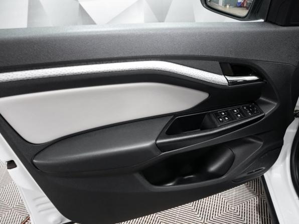 Lada (ВАЗ) Vesta I с пробегом 2018 года, цена 1 099 000 рублей, 105000 км, универсал, Автокод Объявления