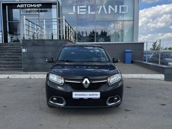 Renault Sandero II с пробегом 2015 года, цена 600 000 рублей, 176234 км, хэтчбек, Автокод Объявления