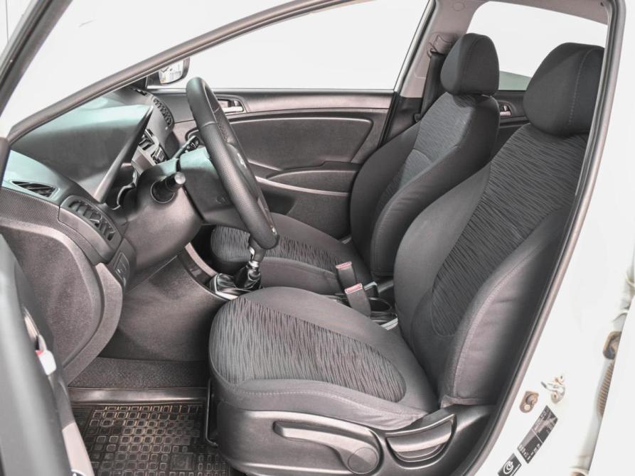 Hyundai Solaris I Рестайлинг Ростов-на-Дону  - изображение 10