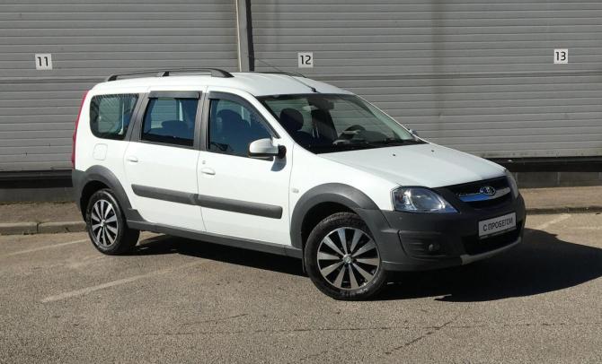 Lada (ВАЗ) Largus I с пробегом 2018 года, цена 759 000 рублей, 90014 км, универсал, Автокод Объявления