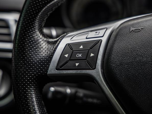 Mercedes-Benz E-Класс IV (W212 S212 C207) Рестайлинг с пробегом 2013 года, цена 1 898 000 рублей, 232816 км, седан, Автокод Объявления