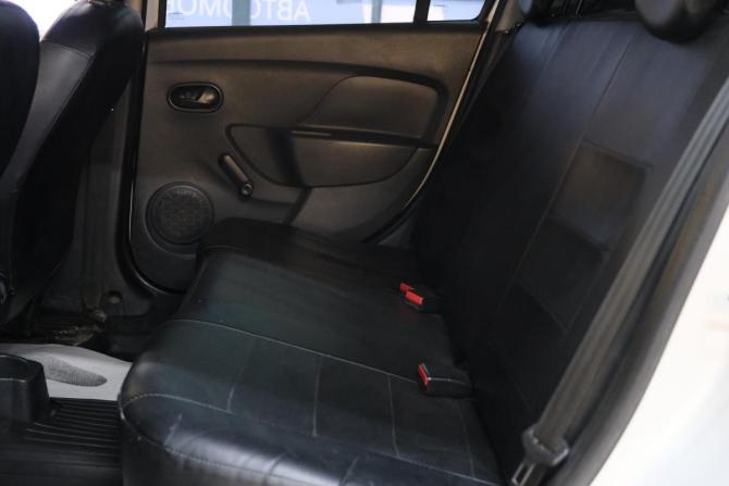 Renault Logan II Рестайлинг с пробегом 2020 года, цена 699 000 рублей, 132000 км, седан, Автокод Объявления