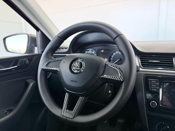 Skoda Rapid I Рестайлинг с пробегом 2019 года, цена 1 299 000 рублей, 141482 км, лифтбек, Автокод Объявления