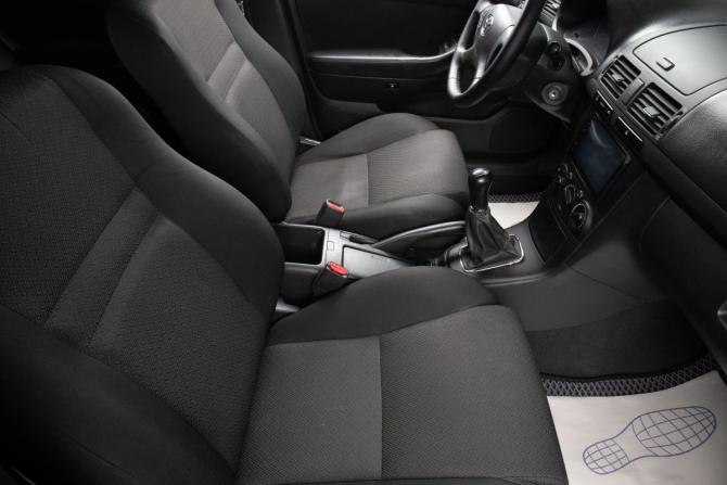 Toyota Avensis II Рестайлинг с пробегом 2008 года, цена 969 000 рублей, 200000 км, седан, Автокод Объявления
