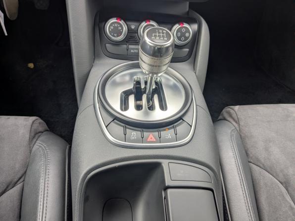 Audi R8 I (Typ 42) с пробегом 2011 года, цена 7 999 000 рублей, 21176 км, купе, Автокод Объявления