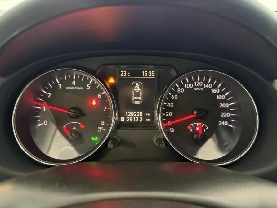 Nissan Qashqai I Рестайлинг Подольск  - изображение 20