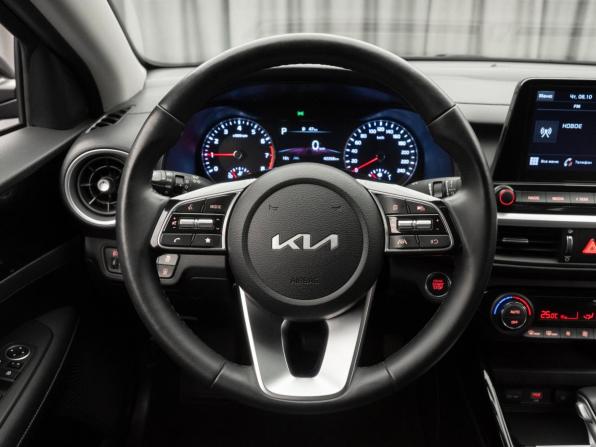 Kia Cerato IV Рестайлинг с пробегом 2022 года, цена 2 490 000 рублей, 41427 км, седан, Автокод Объявления