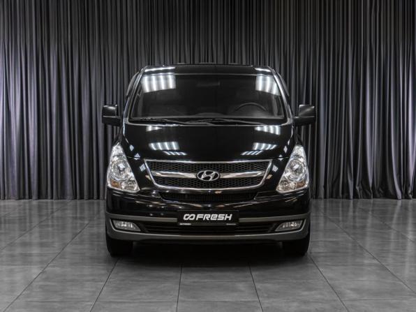 Hyundai Grand Starex I с пробегом 2014 года, цена 2 139 000 рублей, 151883 км, минивэн, Автокод Объявления