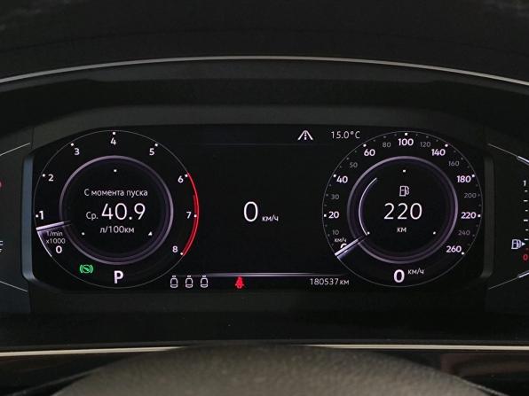 Volkswagen Tiguan II с пробегом 2019 года, цена 2 949 000 рублей, 180536 км, внедорожник, Автокод Объявления