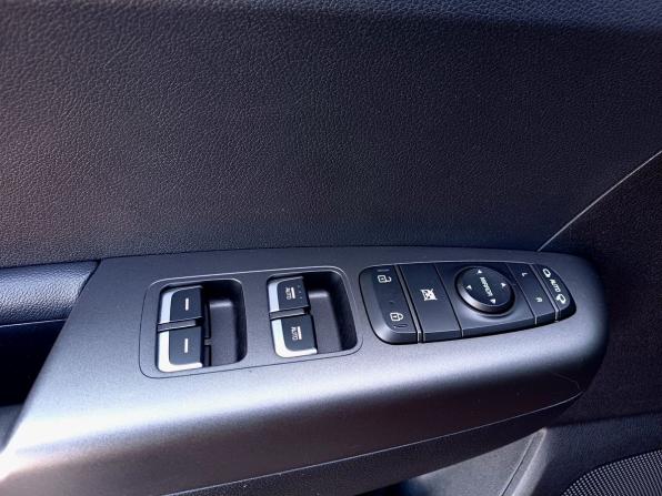 Kia Sportage IV Рестайлинг с пробегом 2021 года, цена 2 699 000 рублей, 52137 км, внедорожник, Автокод Объявления