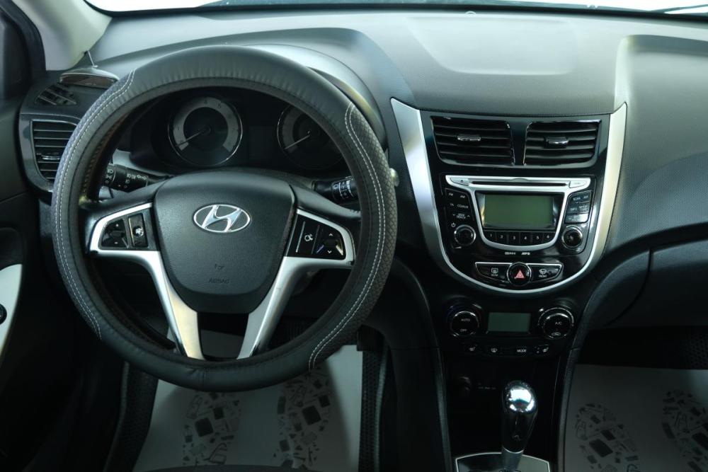 Hyundai Solaris I Омск  - изображение 11