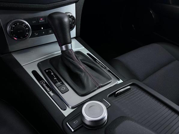 Mercedes-Benz C-Класс III (W204) с пробегом 2007 года, цена 1 035 000 рублей, 193428 км, седан, Автокод Объявления