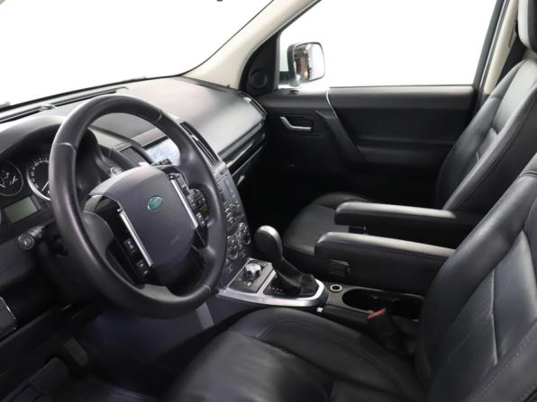 Land Rover Freelander II Рестайлинг с пробегом 2012 года, цена 1 245 700 рублей, 173196 км, внедорожник, Автокод Объявления