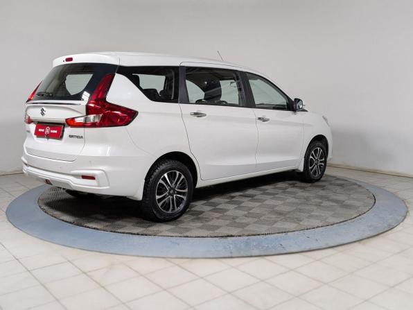 Suzuki Ertiga II Рестайлинг с пробегом 2022 года, цена 1 999 500 рублей, 49500 км, минивэн, Автокод Объявления