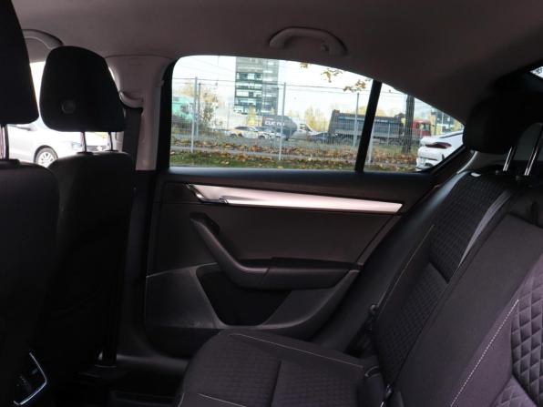 Skoda Octavia III (A7) с пробегом 2016 года, цена 1 557 000 рублей, 134316 км, лифтбек, Автокод Объявления