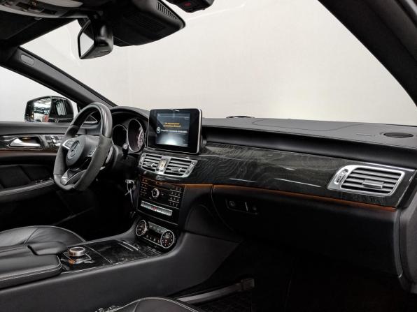 Mercedes-Benz CLS II (C218) Рестайлинг с пробегом 2017 года, цена 4 600 000 рублей, 53029 км, универсал, Автокод Объявления