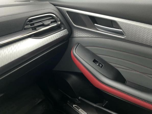 Haval F7x I Рестайлинг с пробегом 2022 года, цена 2 350 000 рублей, 13150 км, внедорожник, Автокод Объявления