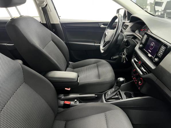 Volkswagen Polo VI с пробегом 2021 года, цена 1 599 000 рублей, 104599 км, лифтбек, Автокод Объявления