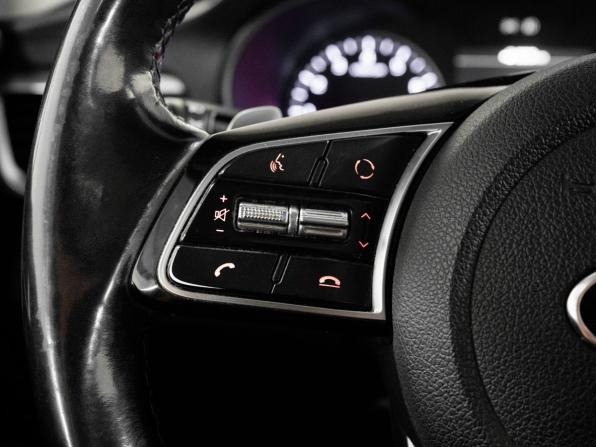 Kia Optima IV Рестайлинг с пробегом 2018 года, цена 1 700 000 рублей, 180231 км, седан, Автокод Объявления
