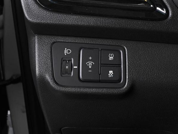 Hyundai Solaris II Рестайлинг с пробегом 2022 года, цена 1 359 000 рублей, 129163 км, седан, Автокод Объявления