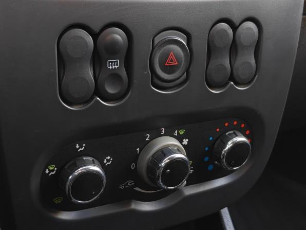 Renault Sandero I с пробегом 2012 года, цена 457 000 рублей, 242321 км, хэтчбек, Автокод Объявления