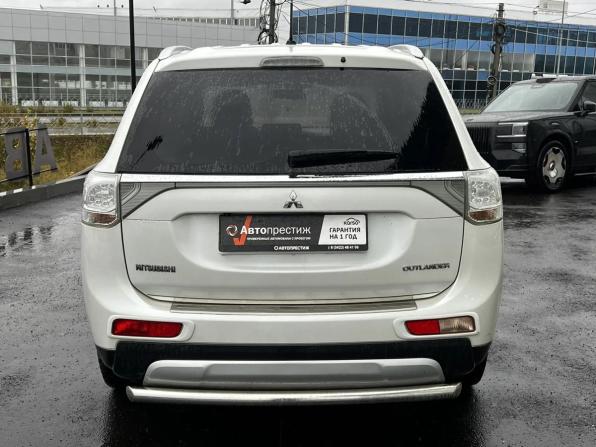 Mitsubishi Outlander III с пробегом 2014 года, цена 1 645 000 рублей, 313000 км, внедорожник, Автокод Объявления