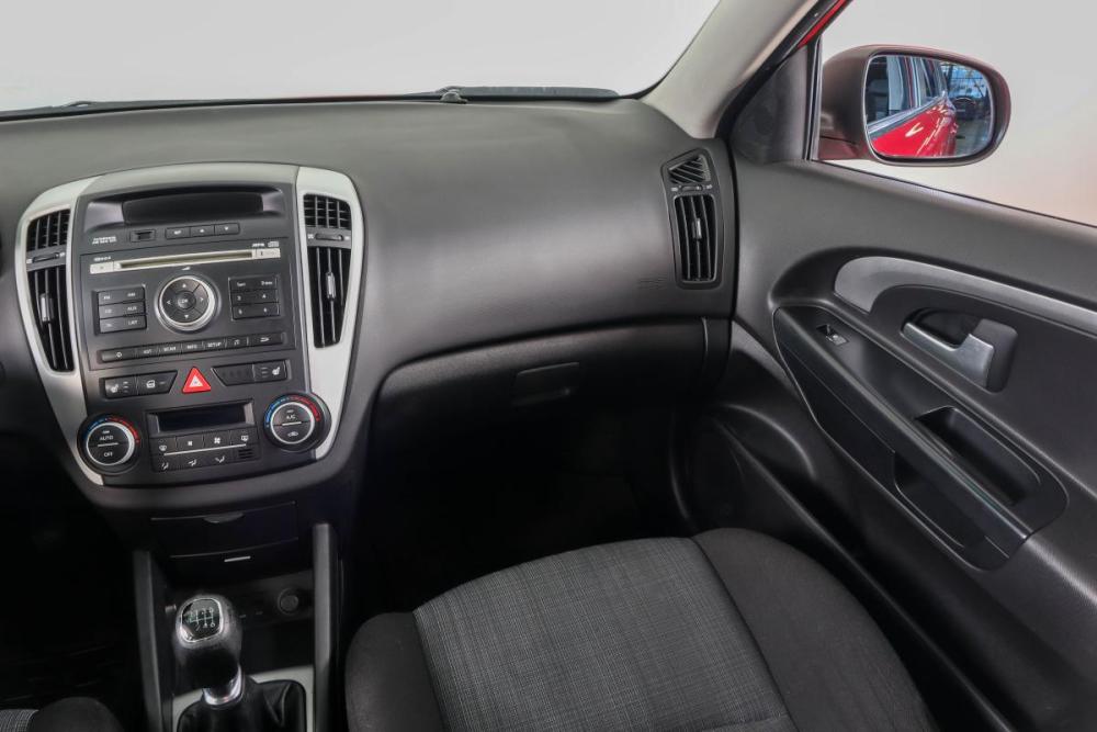 Kia Ceed I Рестайлинг Пермь  - изображение 15