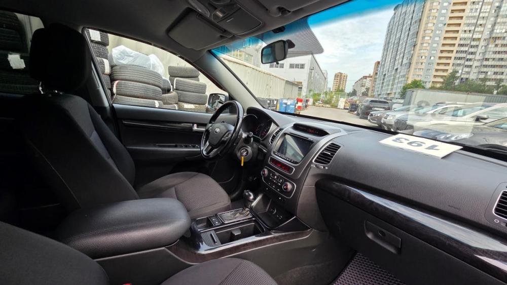 Kia Sorento II Рестайлинг Санкт-Петербург  - изображение 9