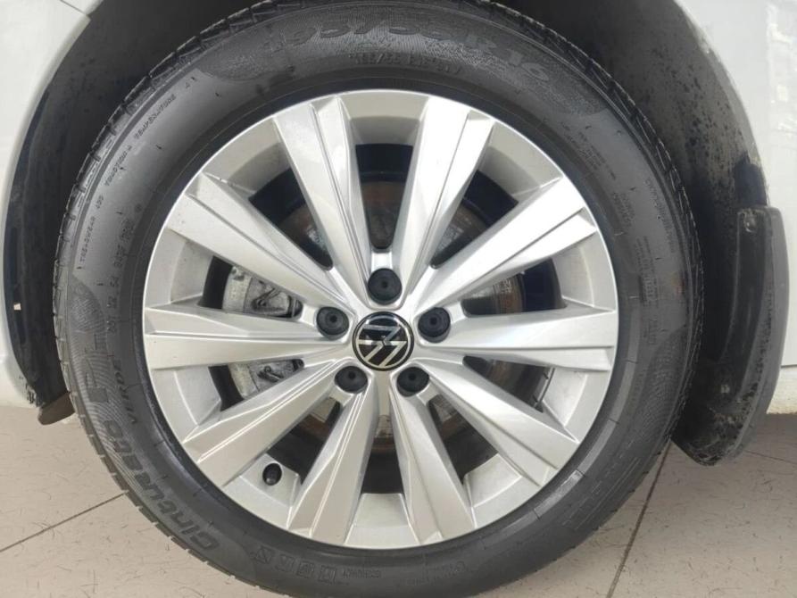 Volkswagen Polo VI Москва  - изображение 16