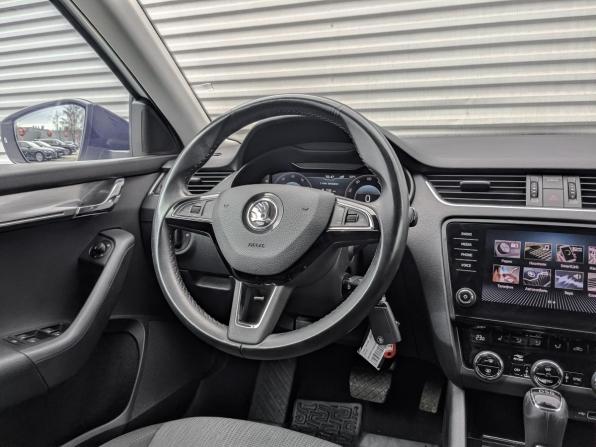 Skoda Octavia III (A7) Рестайлинг с пробегом 2019 года, цена 1 995 000 рублей, 118804 км, лифтбек, Автокод Объявления