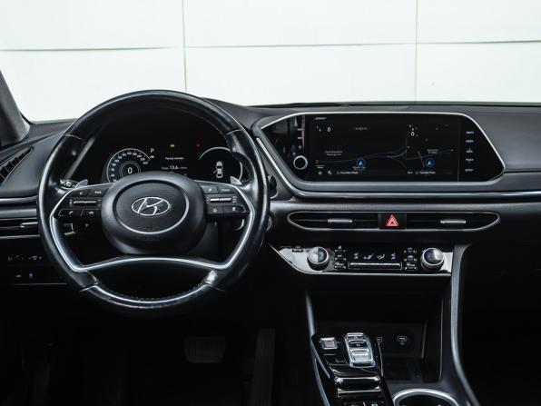 Hyundai Sonata VIII (DN8) с пробегом 2021 года, цена 2 750 000 рублей, 92677 км, седан, Автокод Объявления