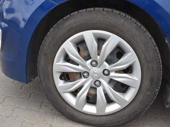 Hyundai Solaris I Рестайлинг с пробегом 2015 года, цена 840 000 рублей, 177653 км, седан, Автокод Объявления