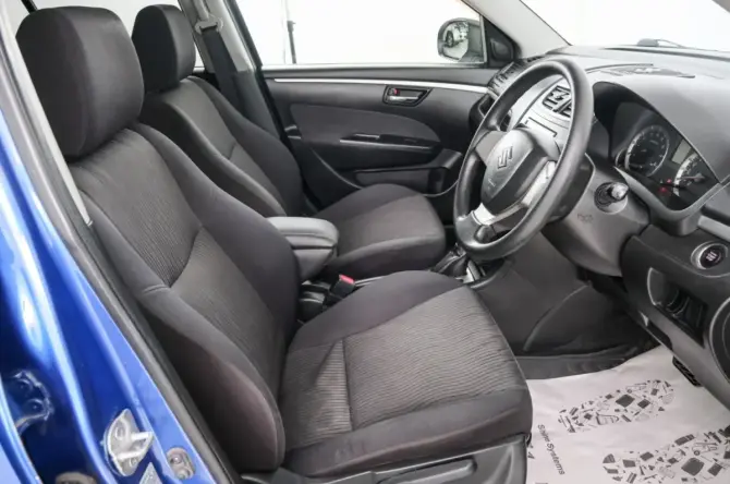 Suzuki Swift IV с пробегом 2012 года, цена 789 000 рублей, 81000 км, хэтчбек, Автокод Объявления