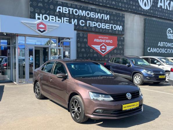 Volkswagen Jetta VI Рестайлинг с пробегом 2014 года, цена 1 050 000 рублей, 246752 км, седан, Автокод Объявления