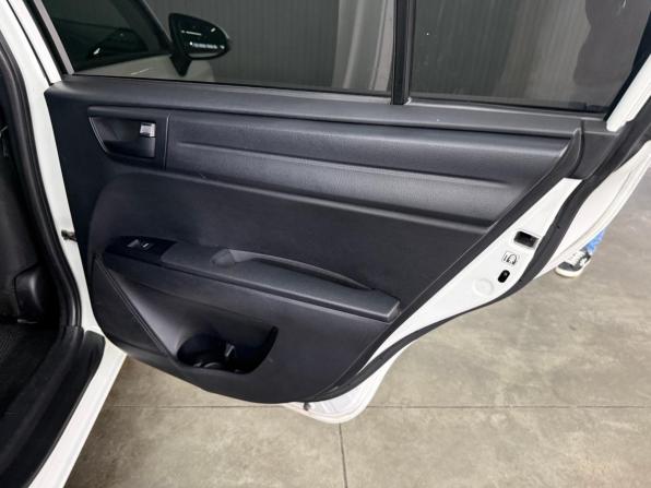 Toyota Corolla XI (E160 E170) Рестайлинг 2 с пробегом 2019 года, цена 1 197 000 рублей, 133000 км, седан, Автокод Объявления