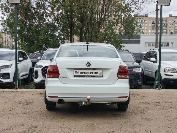 Volkswagen Polo V Рестайлинг с пробегом 2018 года, цена 789 000 рублей, 190000 км, седан, Автокод Объявления