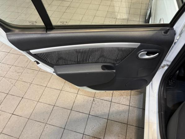Renault Sandero I с пробегом 2013 года, цена 499 000 рублей, 167273 км, хэтчбек, Автокод Объявления