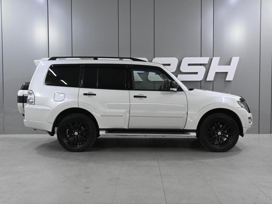 Mitsubishi Pajero IV Рестайлинг 2 Ростов-на-Дону  - изображение 5