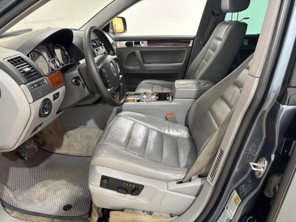 Volkswagen Touareg I с пробегом 2004 года, цена 495 000 рублей, 437077 км, внедорожник, Автокод Объявления