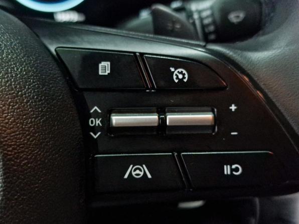 Hyundai Lafesta I Рестайлинг с пробегом 2023 года, цена 2 550 000 рублей, 15500 км, седан, Автокод Объявления