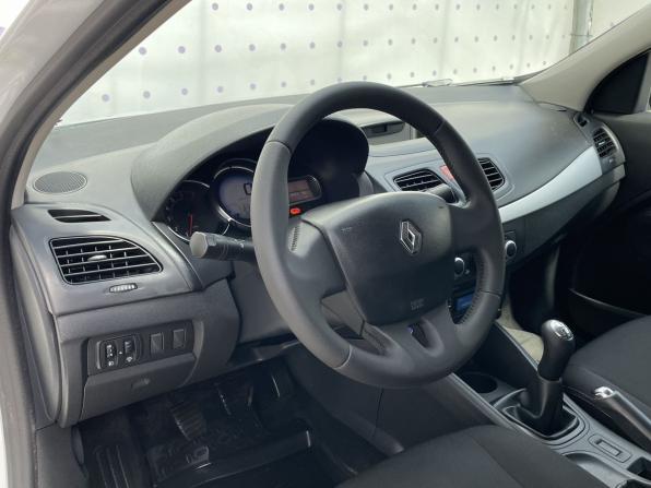 Renault Fluence I Рестайлинг с пробегом 2014 года, цена 895 000 рублей, 98158 км, седан, Автокод Объявления