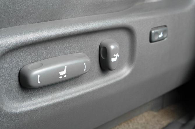 Toyota Land Cruiser Prado 120 Series с пробегом 2004 года, цена 1 729 000 рублей, 406000 км, внедорожник, Автокод Объявления