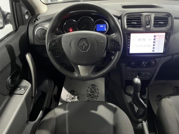 Renault Sandero II с пробегом 2015 года, цена 834 200 рублей, 58942 км, хэтчбек, Автокод Объявления