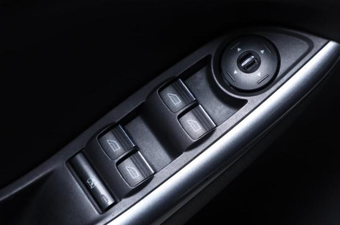 Ford Focus III с пробегом 2012 года, цена 649 000 рублей, 250000 км, универсал, Автокод Объявления