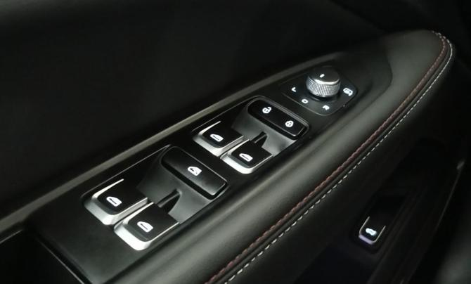 Geely Tugella I Рестайлинг с пробегом 2024 года, цена 3 049 000 рублей, 64000 км, внедорожник, Автокод Объявления