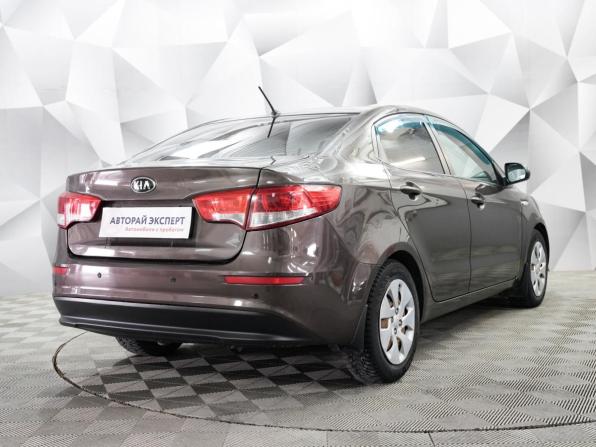 Kia Rio III Рестайлинг с пробегом 2016 года, цена 898 000 рублей, 127555 км, седан, Автокод Объявления